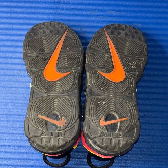 Size 7.5- Women’s Nike Air More Uptempo High Top Sneakers Black 917593-002 - Picture 8 of 8